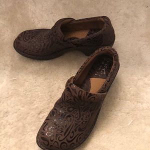 BOC shoes near perfect condition, maybe worn once.